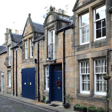 エディンバラQuiet Ground Floor Mews Flat And Parkingアパートメント エクステリア 写真