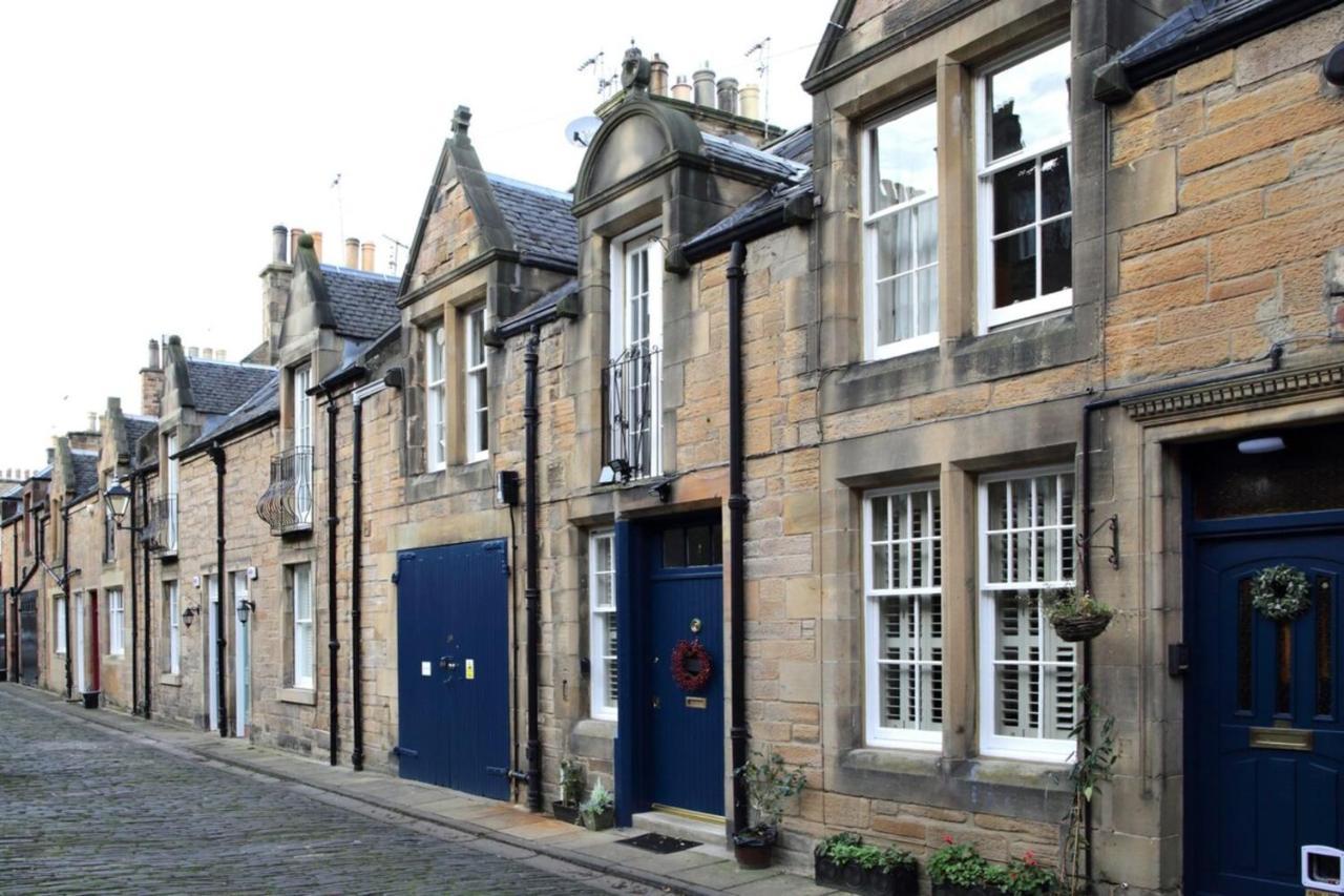 エディンバラQuiet Ground Floor Mews Flat And Parkingアパートメント エクステリア 写真